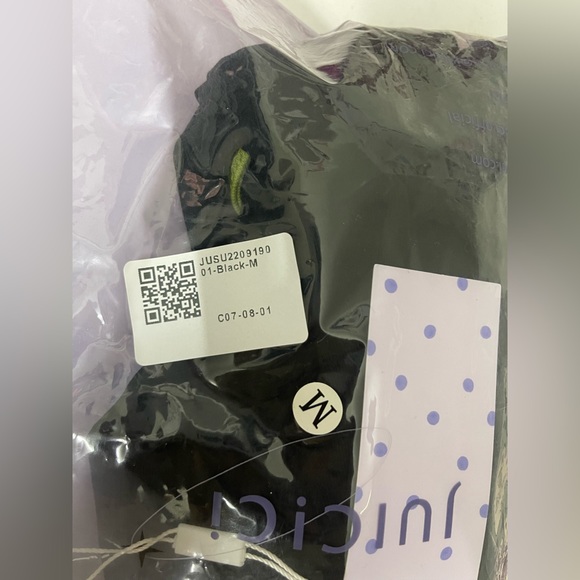 Juicici Top/Contrast Color Irregular Two-Piece Set - Picture 7 of 8